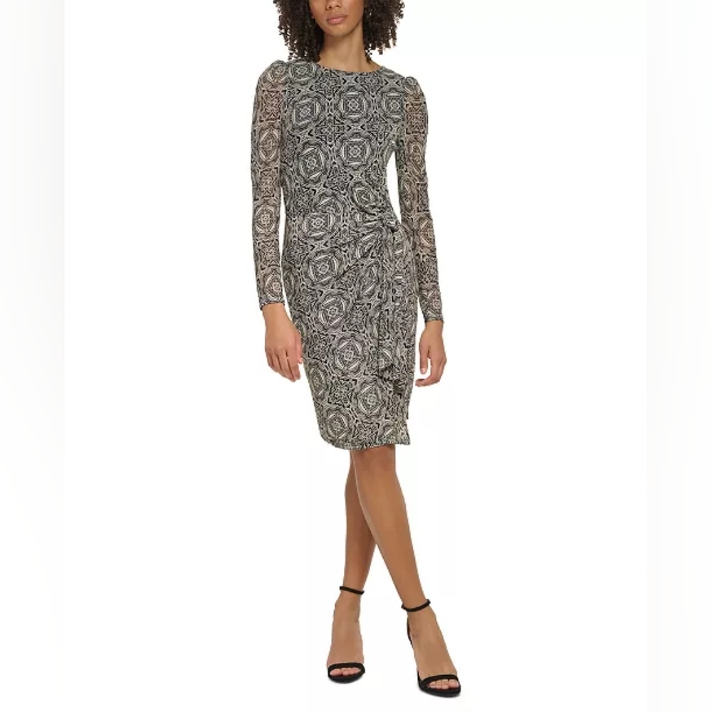 Women's Clothing (814)